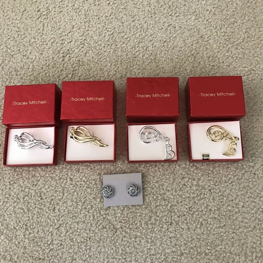 Tracy Mitchell Jewelry Lot - 4 brooches/pins & 1 s